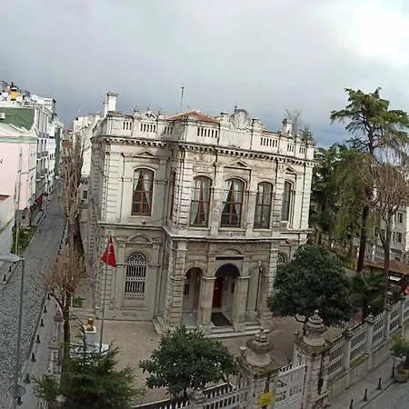 Aldem Hotel 3*